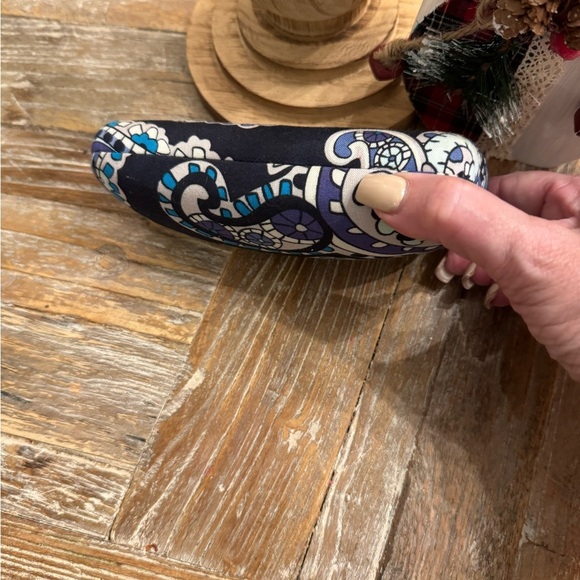 Vera Bradley Eyeglass Case - Picture 3 of 4